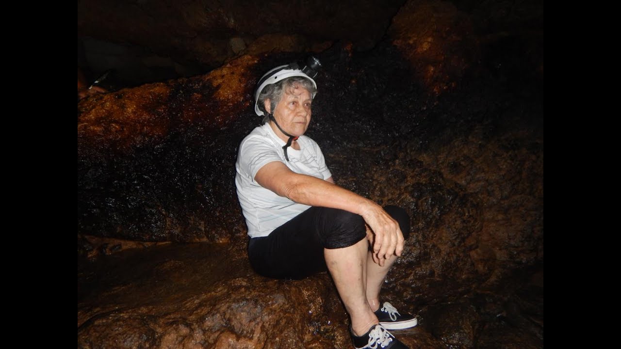Conocer mujeres cueva humedada 149981